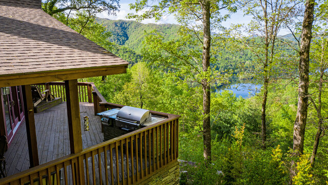 Image 3 for MoonShadow Lakeview Cabin-3 Story Nantahala Lake