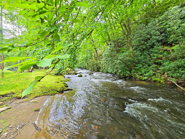 Image 11 for Spring Ridge Yurt-True Glamping-Hot Tub-Nantahala