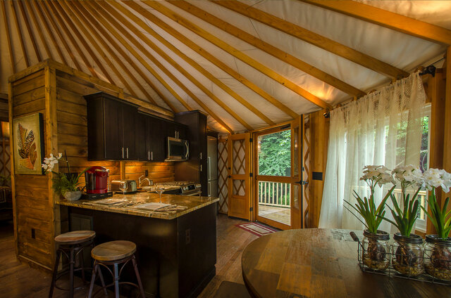 Image 6 for Creekside Cove Luxury Yurt w/Hot Tub in Nantahala