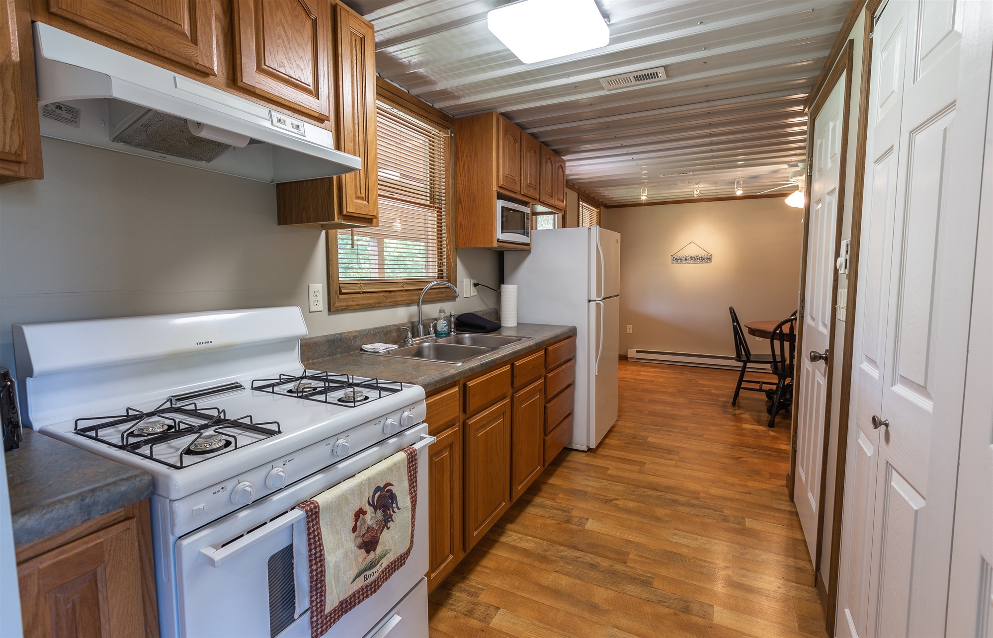 Kick'n K Farmhouse and Arena in Steelville, Missouri Country