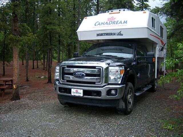 Image 1 for 28 VIP front-in RV site 40ft (total site length)