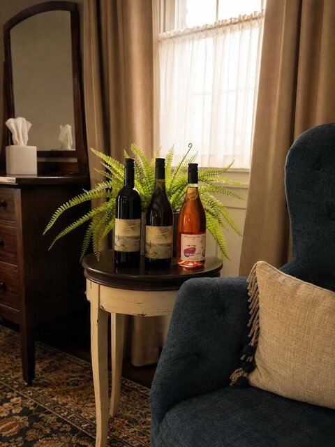 Image 1 for Bluff Bottle of Wine