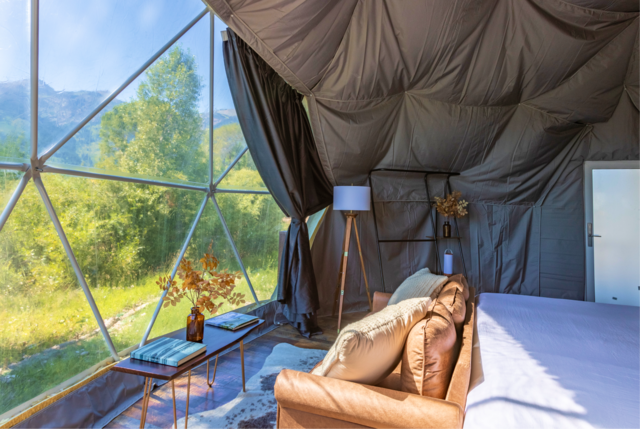 Image 24 for King GeoDomes - Premium View