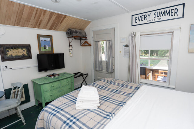 Image 7 for #08 ADELINE (Studio)