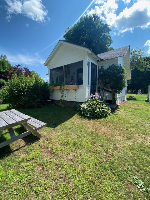 Image 1 for #04 SADIE (Studio)