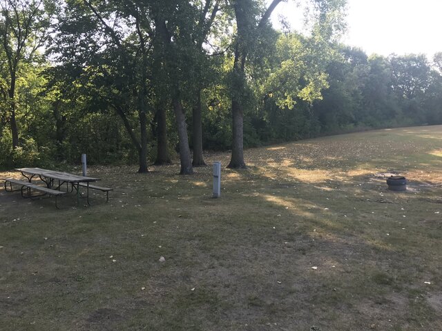 Image 5 for GS01) Group Camping Site with 4 Electric Hookups