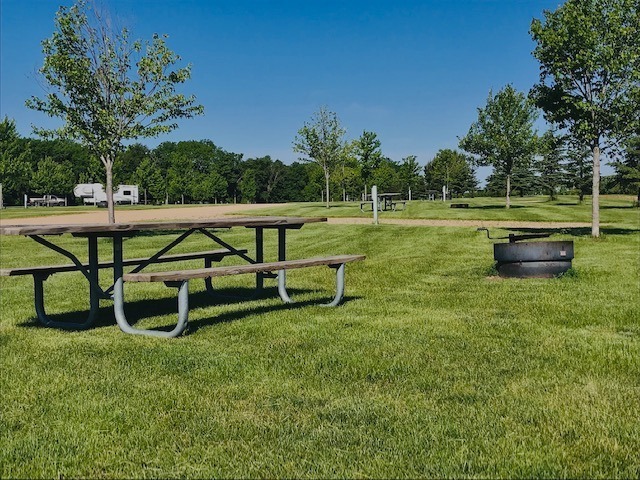 Image 17 for 27) RV Site with 50 Amp Electric Hookup #27