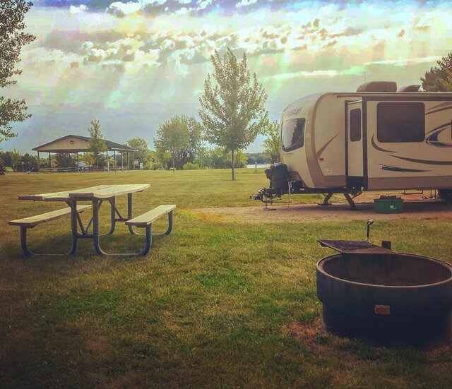 Image 8 for 26) RV Site with 50 Amp Electric Hookup #26