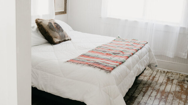 Image 2 for King Suite