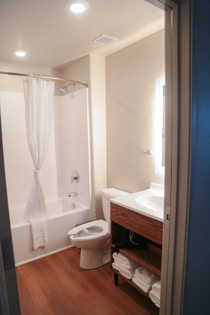 Image 3 for 210) Double Queen 2 Room Suite