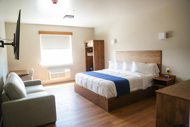 Image 1 for 319) Single King ADA Room