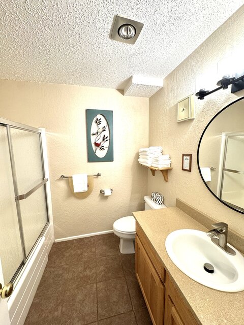 Image 6 for 20A    3 BDRM 1 3/4 BATH