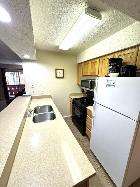 Image 11 for 20A    3 BDRM 1 3/4 BATH