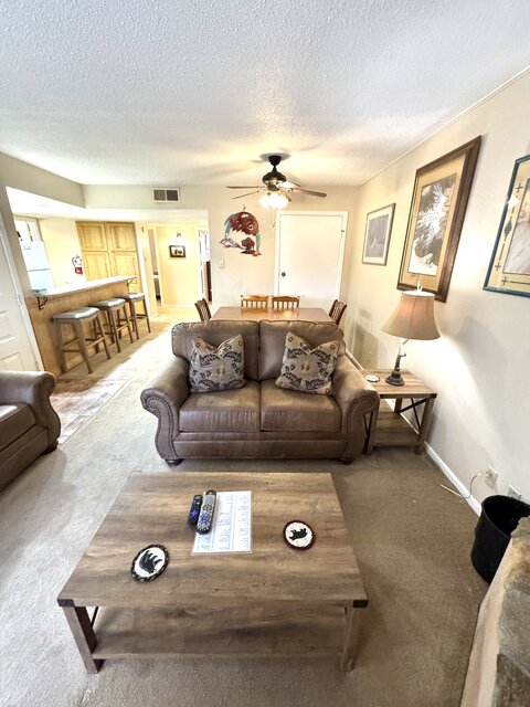 Image 2 for 20A    3 BDRM 1 3/4 BATH