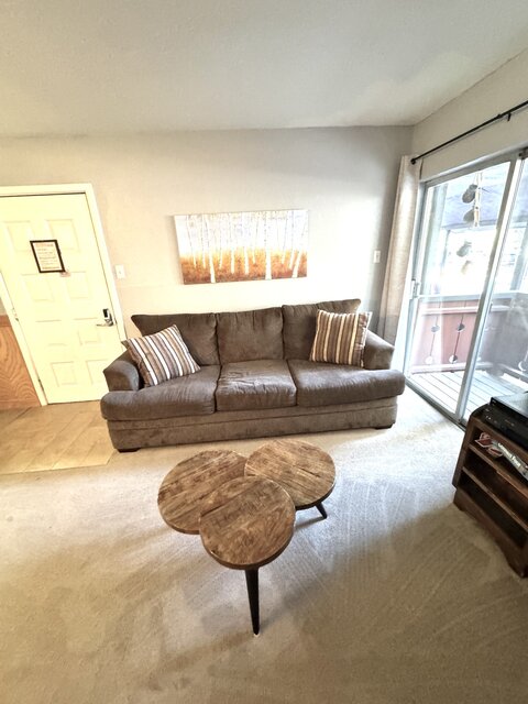 Image 2 for 15A    2 BDRM 1 ½  BATH