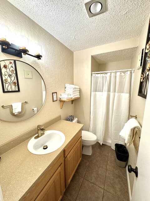 Image 10 for 20A    3 BDRM 1 3/4 BATH