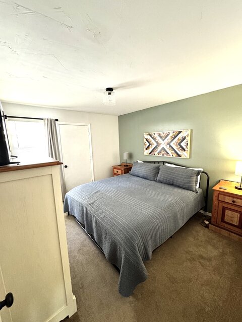 Image 6 for 12B    3 BDRM LOFT 2 BATH