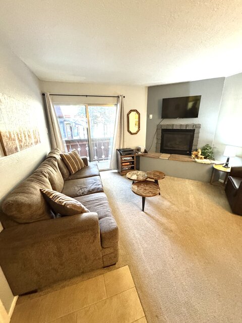 Image 1 for 15A    2 BDRM 1 ½  BATH