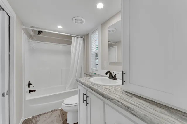 Image 16 for Cabin 1