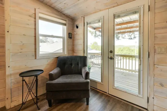 Image 8 for Log Cabin 21