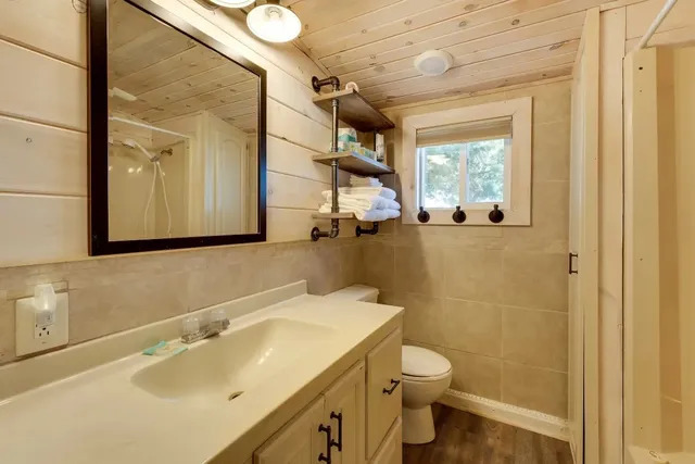 Image 15 for Log Cabin 21