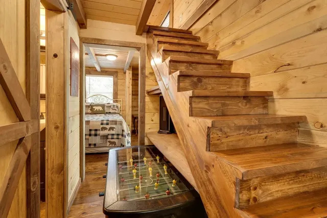 Image 4 for Log Cabin 19