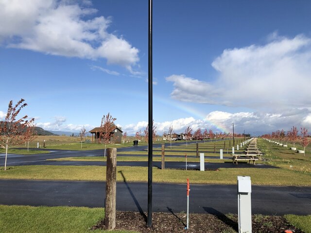 Image 2 for MONTANA BASECAMP SUNRISE 50/30/20 FULL HOOKUP