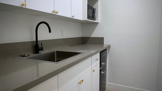 Image 7 for Chiricahua Suite