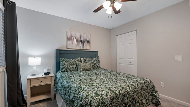 Image 4 for Lazy Daze