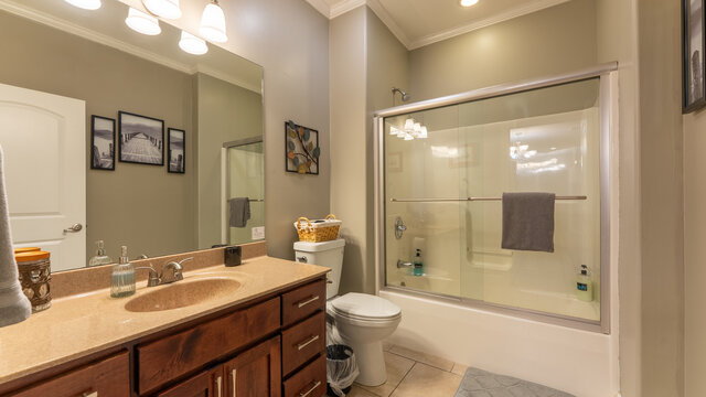 Image 11 for Lake Manor