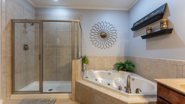 Image 15 for Lake Manor