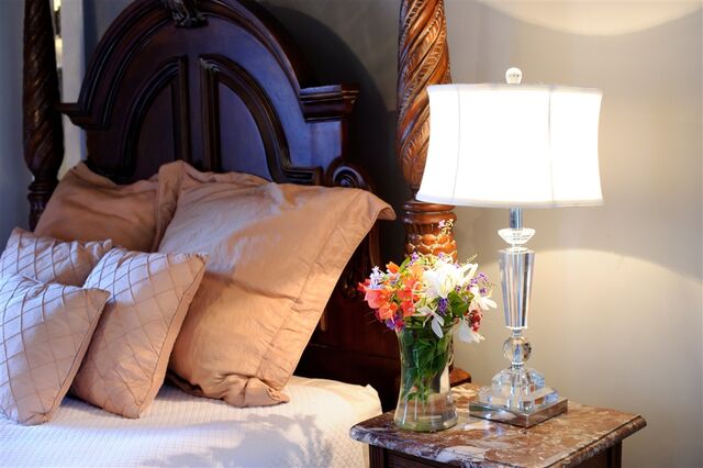 Image 3 for Garconiere Suite