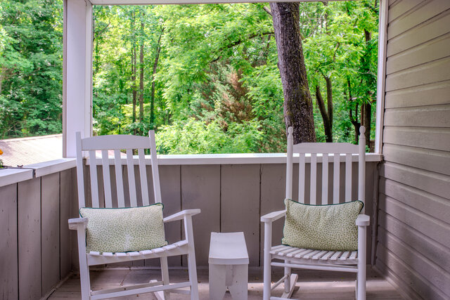 Image 4 for A2 Clear View Room-Dbl Qn-Pet Friendly