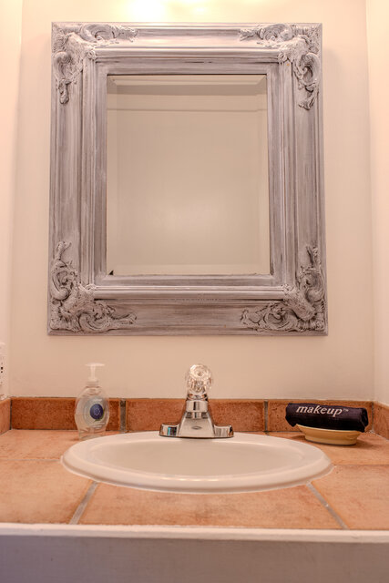 Image 6 for A2 Clear View Room-Dbl Qn-Pet Friendly