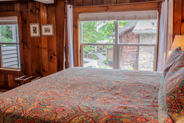 Image 6 for B3 Annie Angel  Room-K w/Sofa Bed-Pet Friendly