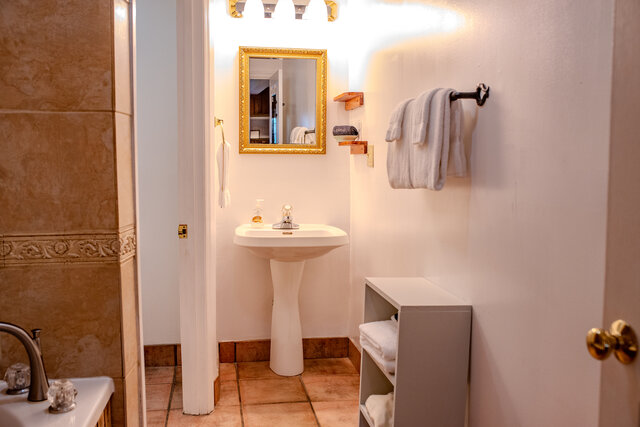 Image 7 for B1 Catalina Room-K w/Sofa Sleeper-Pet Friendly
