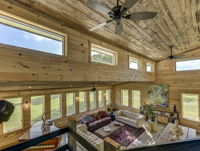 Image 17 for The Barn