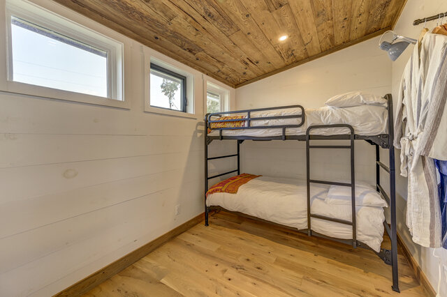 Image 10 for The Barn