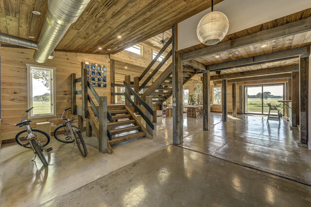 Image 7 for The Barn