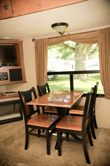Image 3 for C-110) 1 Bedroom Efficiency Camper rental