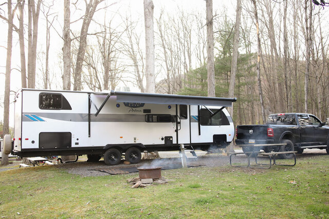 Image 2 for A-25) Back-in (Full Hookups) 30 amp, 40'