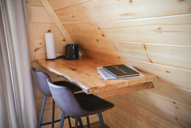 Image 7 for 02 ( 1 bedroom Cozy Cottage with Hottub