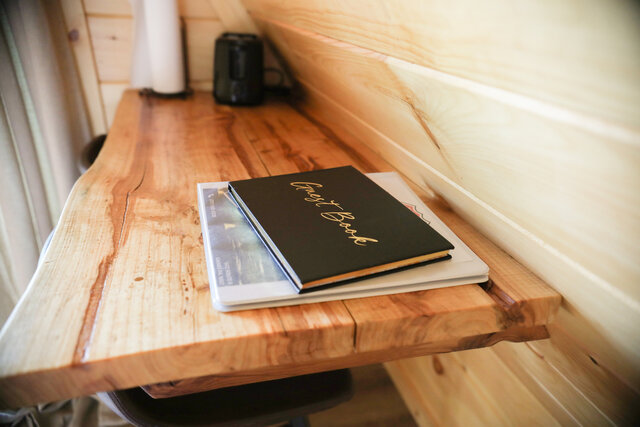 Image 11 for 01 ( 1 bedroom Cozy Cottage with Hottub