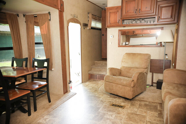Image 11 for C-110) 1 Bedroom Efficiency Camper rental