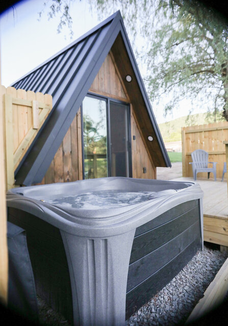 Image 4 for 02 ( 1 bedroom Cozy Cottage with Hottub