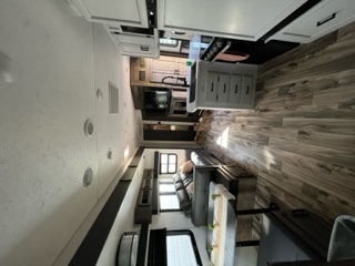 Image 3 for Mountain Laurel -34 ft Ventura Sporttrek  Bunkhous