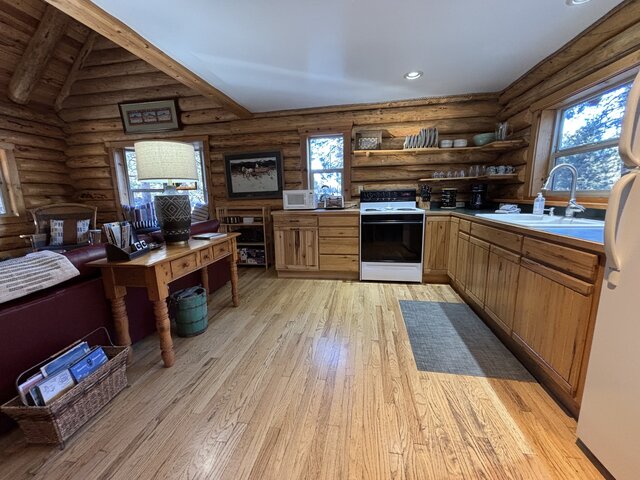 Image 4 for River's Edge Cabin