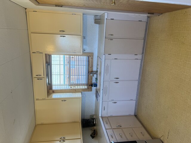 Image 11 for 30) Cabin