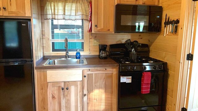 Image 14 for Pelican Log Cabin #114