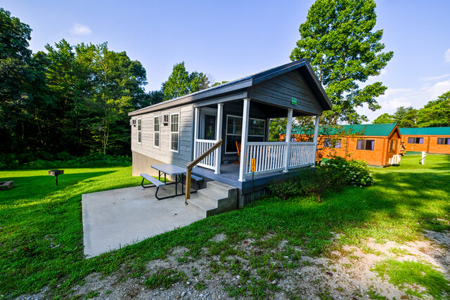 Image 11 for Eagle Farmhouse Cabin #103